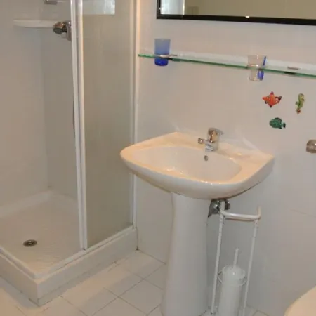 Διαμέρισμα Beachside Flat With Balcony In A Great Area *